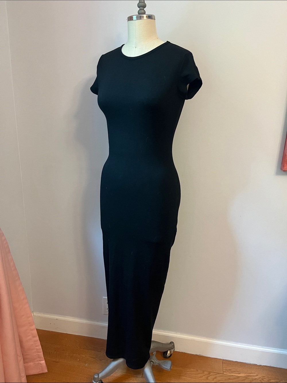Classic Black Short Sleeve Ribbed Maxi Dress Slit